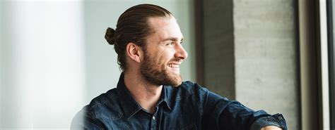 Man Bun: So gelingt die hippe Männerfrisur – NIVEA.